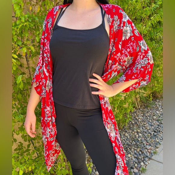 Patrons of Peace Women’s Floral cardigan. Size Medium. - Picture 4 of 5